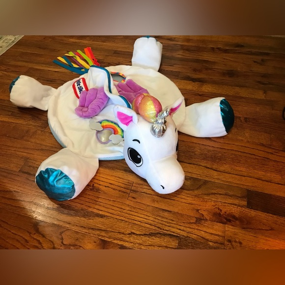 Little Tikes Baby Activity Gym & Play Mat, Pillow Rainbow Unicorn
Travel Learn - Picture 16 of 16